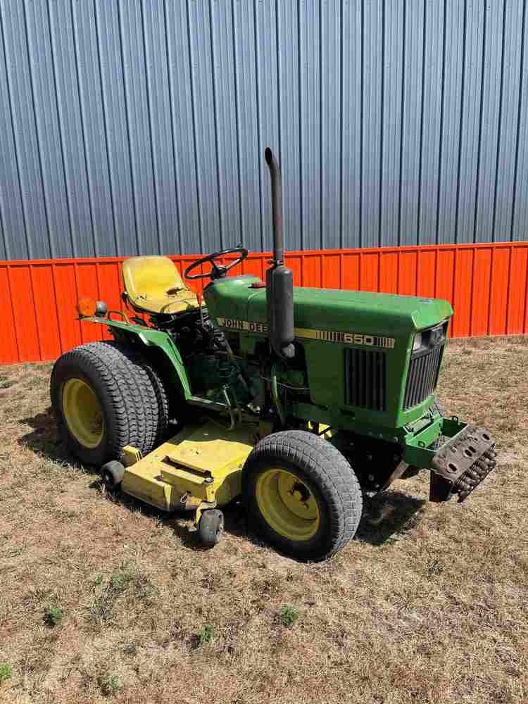 1982 John Deere 650